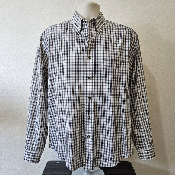 Arrow Wrinkle Free Long Sleeve Button Down Shirt - Picture 2 of 9